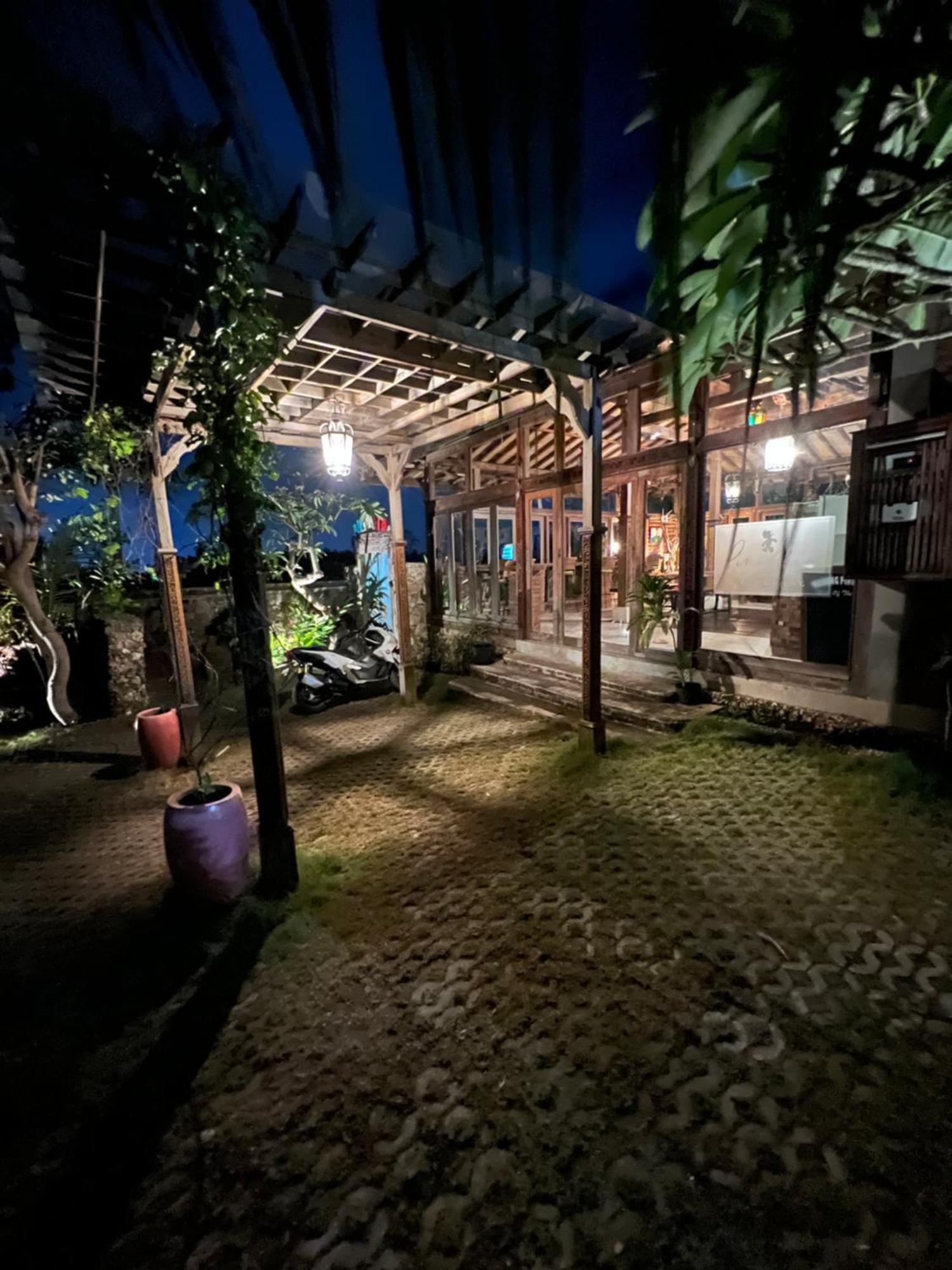 Pinokkio B&B Restaurant Ungasan  Luaran gambar